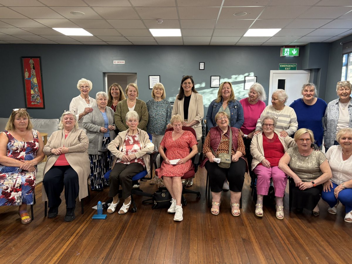 cardagh's tweet photo. Great evening with the Drimnagh Women’s Shed chatting about wills, enduring powers of attorney & the new Decision Support Service. Serious topics, brilliant women, and plenty of laughs too! #DrimnaghWomensShed #DecisionSupportService #CommunityLaw https://t.co/BHScrTNfx7