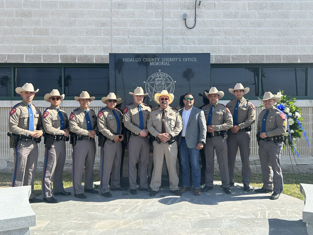 TxDPSSouth's tweet photo. 💙Always Remember. Never Forget.
This week, @TxDPS Troopers and leadership from the South Texas Region attended police memorial ceremonies across the area honoring the fallen who gave their lives in service.
Their sacrifice will never be forgotten.
#PoliceMemorialWeek https://t.co/gV3fYuhpTU
