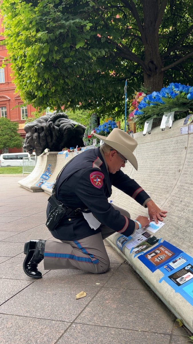 TxDPSSouth's tweet photo. 💙Always Remember. Never Forget.
This week, @TxDPS Troopers and leadership from the South Texas Region attended police memorial ceremonies across the area honoring the fallen who gave their lives in service.
Their sacrifice will never be forgotten.
#PoliceMemorialWeek https://t.co/gV3fYuhpTU