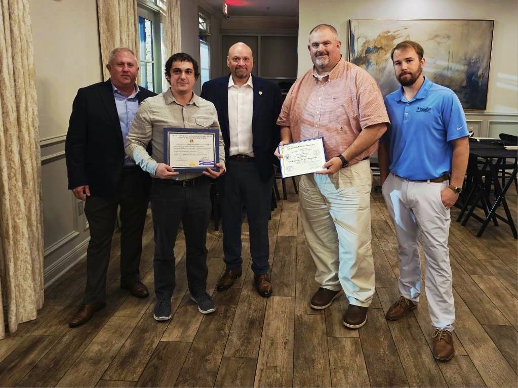 IAMAWSouth's tweet photo. The IAM/Westlake Chemical Apprenticeship Program has been training and graduating skilled craftsmen and craftswomen since the 1960s — a true example of what union partnership and dedication can achieve! Local 470 Apprenticeship Committee and this year’s graduates 💪 https://t.co/iSME9beyjB