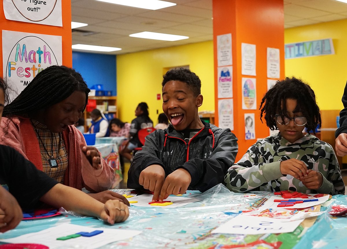 The district held its Math Festival today, tasking 1st, 3rd, and 5th grade students with completing a range of hands-on, math-centric activities. Hit the link to check out some more pictures from the day. shorturl.at/3lguz