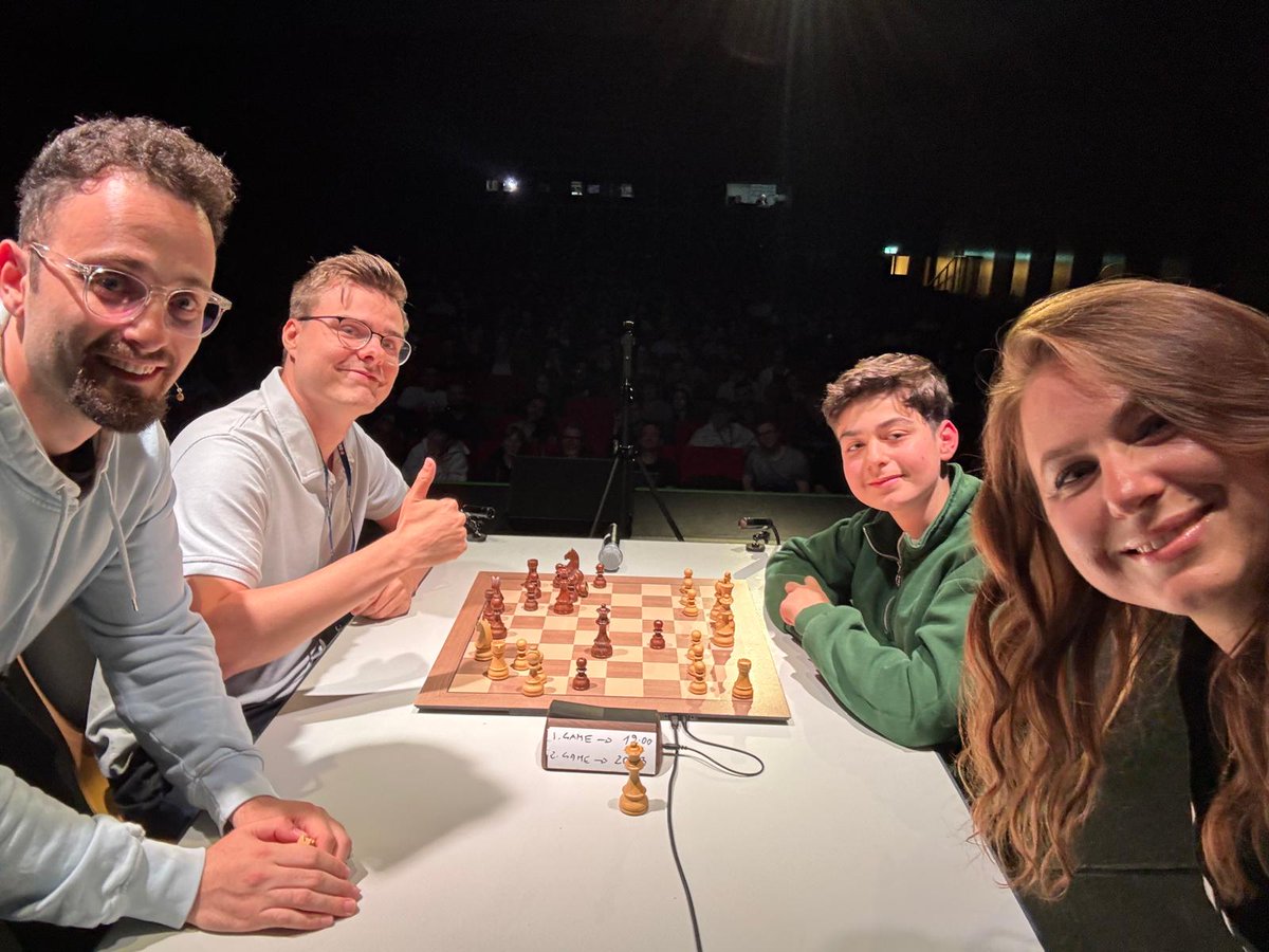 Berlin, tonight 🙂
Smiling faces after the hand and brain game, which was immensely exciting with Levy <a href="/GothamChess/">GothamChess</a> and our partners, streamer <a href="/KugelBuch/">KugelBuch</a>, and the young Leonard.
#ChessConnectsUs #Berlin #chess #chessandshow #chessisfun #handandbrain