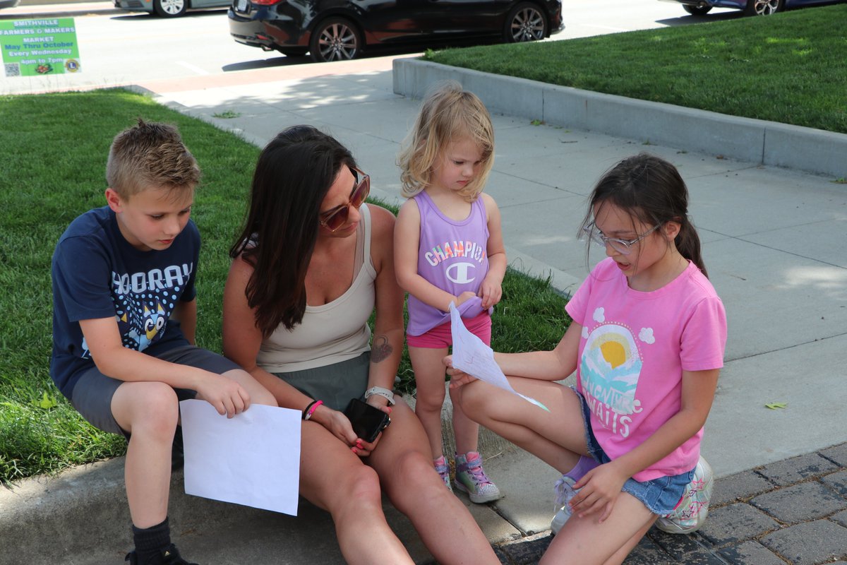 3rd graders from Maple Elementary brought the power of words to life with Poetry in the Park! Surrounded by nature and sunshine, these young poets stood tall and proud as they shared their original works. What a beautiful way to celebrate creativity, confidence, and community!