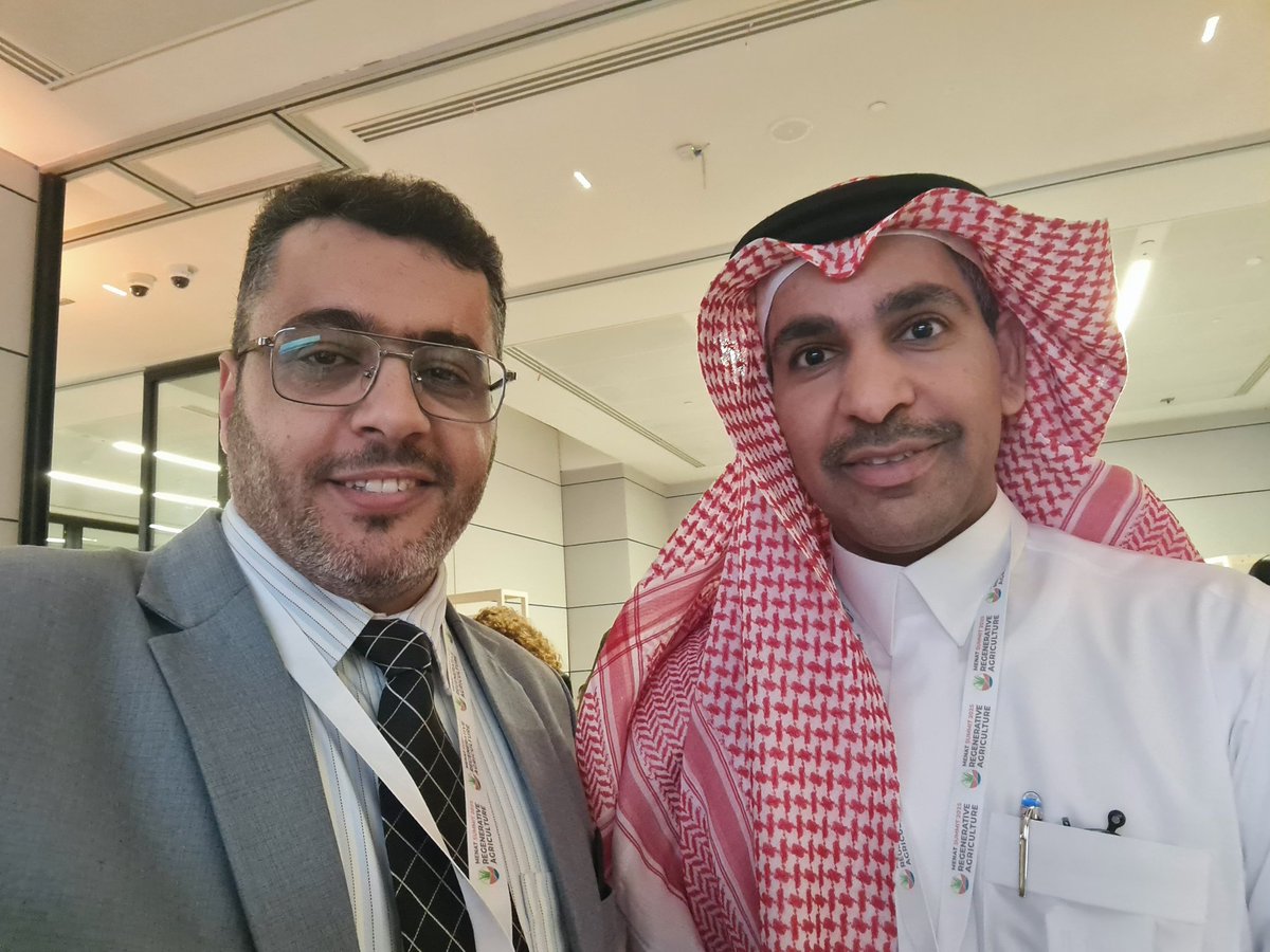 wa_rageh's tweet photo. جانب من حضوري لقمة الزراعة المتجددة في منطقة الشرق الأوسط وشمال أفريقيا وتركيا، التي تستضيفها شركة Goumbook، التي عقدت اليوم الخميس 15 مايو 2025، في مقر بنك أول السعودي (SAB) بالرياض.

تُعقد هذه القمة، التي تقتصر المشاركة فيها على المدعوين فقط، برعاية وزارة البيئةوالمياه والزراعة https://t.co/zc7Iok4NX8