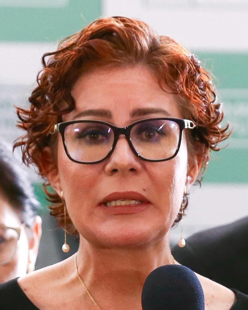 Tchau querida! 

A Colmeia está te esperando. 

Boa estada e curta suas amigas golpistas que já estão presas. 

📸Lula Marques