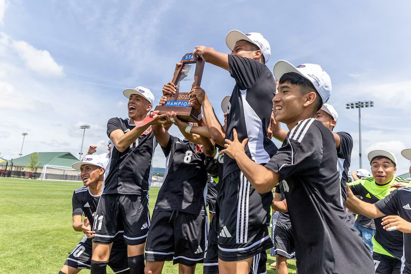 CollinsvillePa2's tweet photo. 🏆2025 1-3A STATE CHAMPIONS🏆
For the 2nd time in program history the Collinsville Panthers are state champs after beating Tuscaloosa Academy 5-2 in the final. Finishing with a record of 22-3-1 for the season. https://t.co/KAvy7bNufs