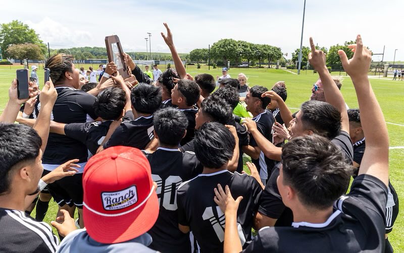 CollinsvillePa2's tweet photo. 🏆2025 1-3A STATE CHAMPIONS🏆
For the 2nd time in program history the Collinsville Panthers are state champs after beating Tuscaloosa Academy 5-2 in the final. Finishing with a record of 22-3-1 for the season. https://t.co/KAvy7bNufs