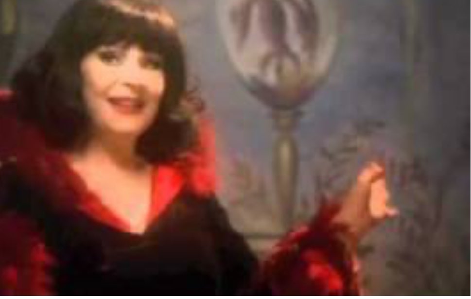 Τωρα αυτη δεν θα εκανε αισθηση σαν χορευτρια της Γερμανιας; #eurovisiongr