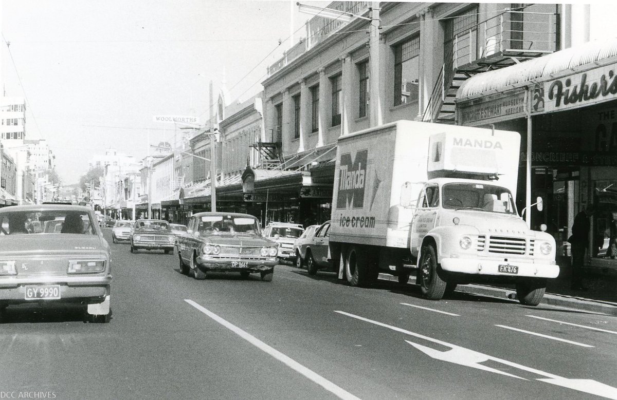StephenClarkeNZ's tweet image. One for my Homies (George Street, May 1975) #Dunedin