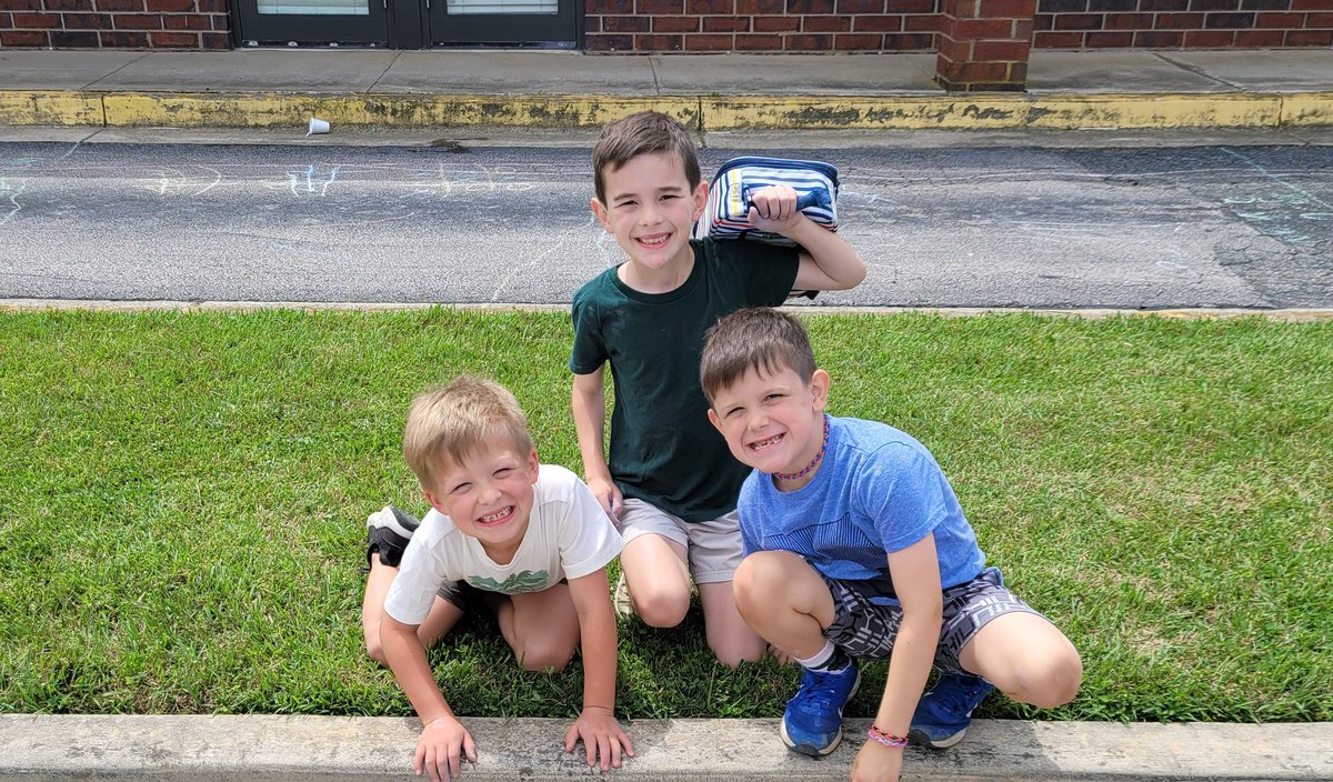 Fun with friends! #mvesgainesville #firstgraderocks