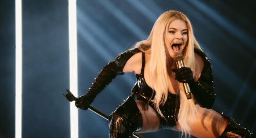 ItsMalbert's tweet photo. Finlandia siendo la sustancia de Leticia Sabater #EurovisionRTVE #eurosemi2 #eurovision https://t.co/5O6hIHE3Jp