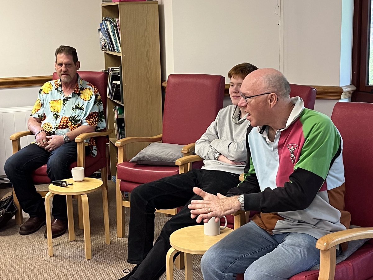 #Communityspirit  With Pip over 100, how lucky to be in the company of a man who knows what is possible, even with macular degeneration.  As a drummer for &gt;80 years, he makes a cup of tea, via senses &amp; rhythm by counting as he pours the kettle - NO spillage #Mentalhealthawareness