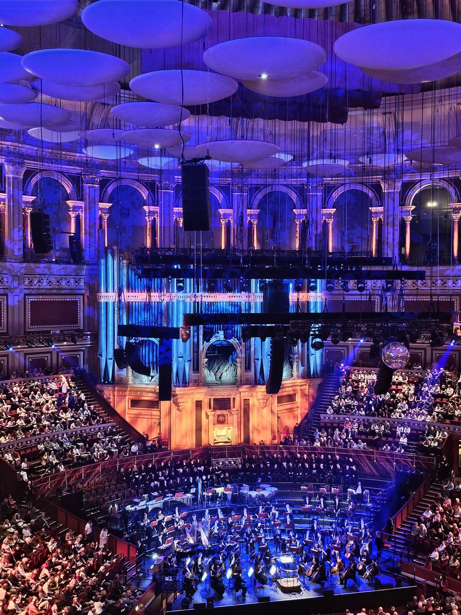 Simon Jackson🎗 (@sjacksonafc) on Twitter photo An incredible evening with the wonderful <a href="/annalapwood/">Anna Lapwood</a> at the Royal Albert Hall. With jackets as sparkling as her personality, and talent only matched by the orchestra. A real treat and a privilege to be there. Thank you. An incredible evening with the wonderful <a href="/annalapwood/">Anna Lapwood</a> at the Royal Albert Hall. With jackets as sparkling as her personality, and talent only matched by the orchestra. A real treat and a privilege to be there. Thank you.