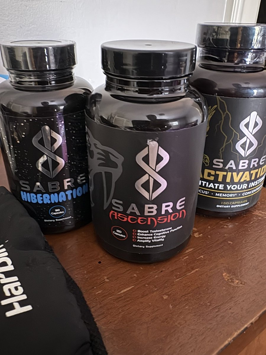 RedpillHustler's tweet image. Returned home from work. Opened my door.
There it was. The trifecta - infinity stones if you will (hehe).
No note. No explanation. Just fate.
God saw the discipline.
He sent tools.
Now I warriormaxxx.