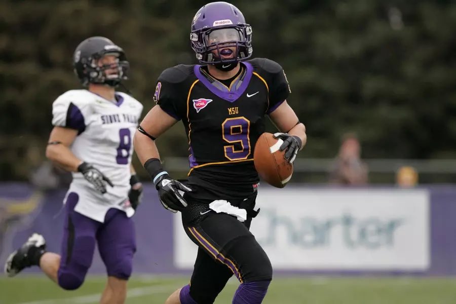 Malakai Matthews (@matthewsmalakai) on Twitter photo Had a great conversation with <a href="/CoachSchlichte/">Ryan Schlichte</a> Blessed to have received an offer from Minnesota St!
<a href="/CoachFanene/">Eric Fanene</a> <a href="/Ski_Axel/">Coach Ski Axel</a> Had a great conversation with <a href="/CoachSchlichte/">Ryan Schlichte</a> Blessed to have received an offer from Minnesota St!
<a href="/CoachFanene/">Eric Fanene</a> <a href="/Ski_Axel/">Coach Ski Axel</a>