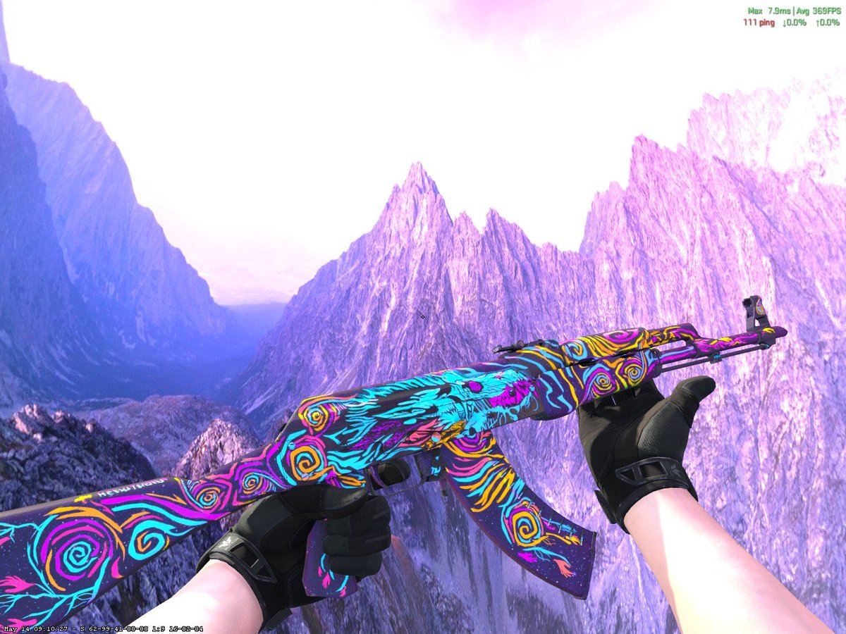 CombaXD's tweet image. I GOT ANNIVERSARY SKINS FROM MY WIFE WE CANNOT STOP WINNING (they are all factory new)