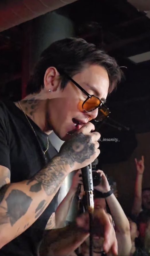 ℓaís ྐ❤︎ tweet media