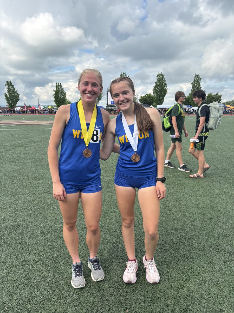 These Warriors earned medals in the 1600m at the District XI Track &amp; Field Championships starting Day 2. Avery Errico earned 3rd and Julia Bonham took 4th. #WarriorAthletics