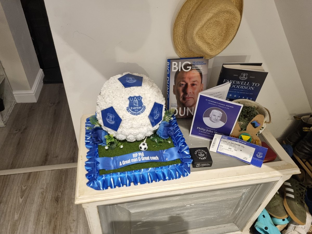 My little <a href="/Everton/">Everton</a> corner, in my kitchen. My last ticket v city. I'll be up to goodison for a walk round the ground and a beer to take it on Sunday with my kids and family. It's what I had planned with me dad 💙
