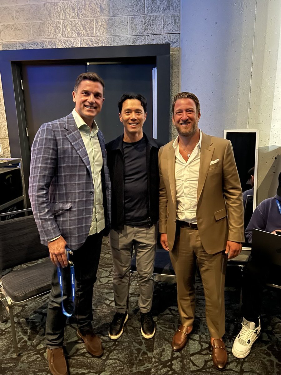 John Wu 🔺 (@john1wu) on Twitter photo Great to see <a href="/ThomasFarley/">Tom Farley</a> and <a href="/stoolpresidente/">Dave Portnoy</a>. Next time we’ll review some pizza!
Which state has the best?
I think it's CT... Great to see <a href="/ThomasFarley/">Tom Farley</a> and <a href="/stoolpresidente/">Dave Portnoy</a>. Next time we’ll review some pizza!
Which state has the best?
I think it's CT...
