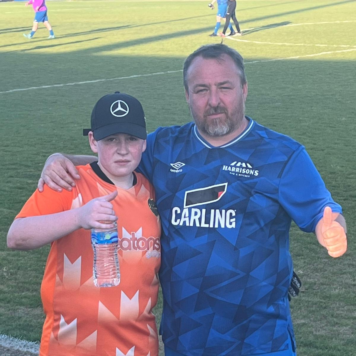 Alan Egerton tweet media