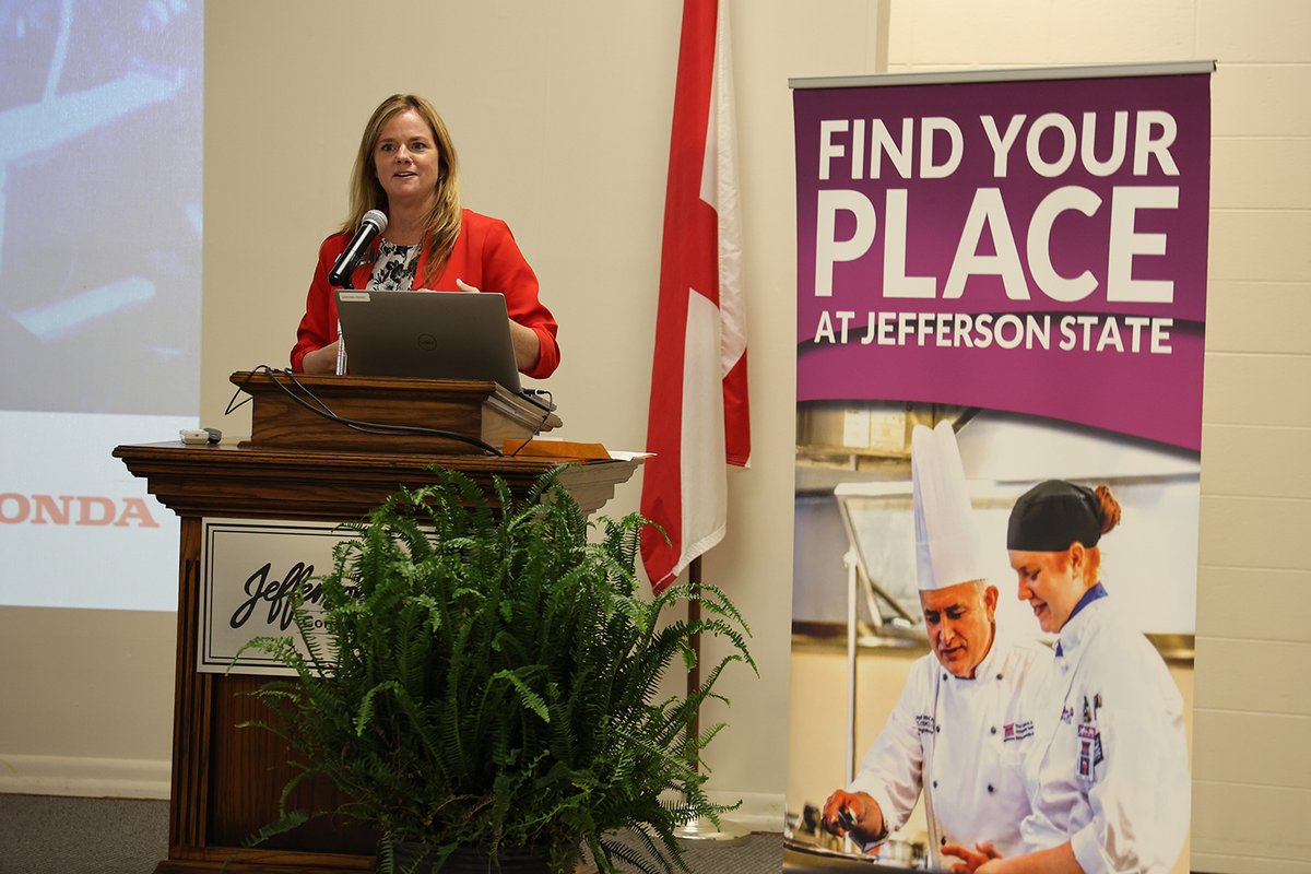 jeffstate's tweet image. Students Commit to Manufacturing Leaders on Signing Day
JSCC students committed to several of Alabama’s leading #manufacturing companies during the Magic City FAME Chapter signing day ceremony. More at jeffersonstate.edu/fame.
