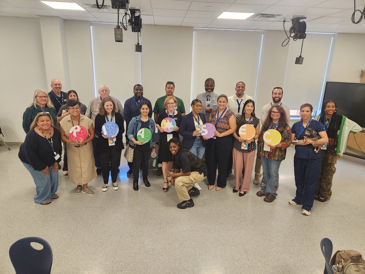 lunasnotebook66's tweet photo. What a great Career Day at NMS!!!! Ms. Quiroz and crew put on a great program!
@MCPS @NeelsvilleMS @NMS_principal https://t.co/NMFU4BBX5K