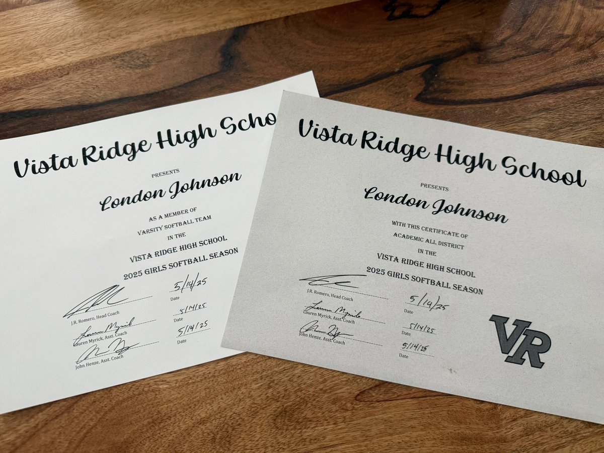 londontjohnson's tweet image. So incredibly thankful for a wonderful season with the @VRHS_softball team! A great culture we have as a team at Vista Ridge HS! Cannot wait for sophomore year to do it all over again! #vistaridgehighschool #vrhssoftball #freshmenseason #cedarparktx #leanderisd