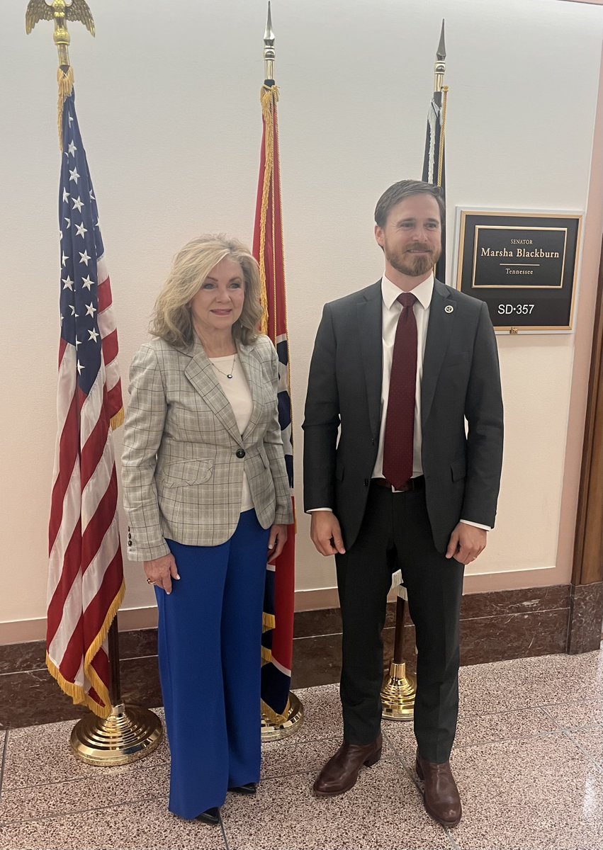 TNCommerceInsur's tweet photo. Thank you to Sen. Marsha Blackburn, Rep. David Kustoff, and Rep. Chuck Fleischmann for meeting with TDCI Commissioner @Carter_Lawrence, DC Toby Compton, and AC Bill Huddleston during the @naic's 2025 Commissioner Fly-In! #TeamTDCI https://t.co/uGuCF80eGy