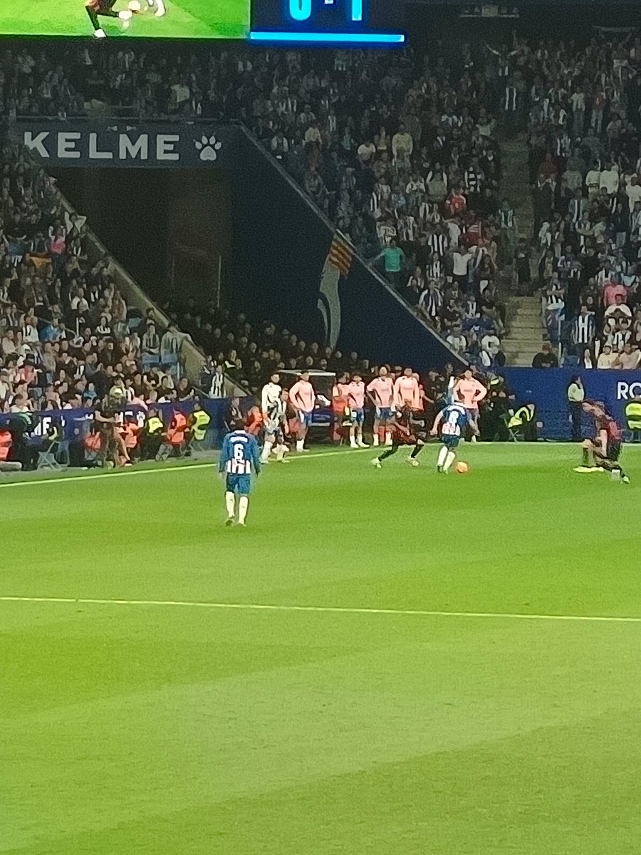 PerisGenis's tweet image. Tots els mossos estan a Cornellà -El Prat?
de què tenen por