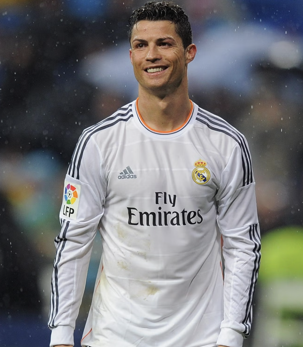 Footballtweet's tweet photo. Cristiano Ronaldo spent 9 years in Spain and won two La Liga titles.  

Lamine Yamal has already won two La Liga titles and he's 17-years old. 🤯 https://t.co/SrXbUUJtkT