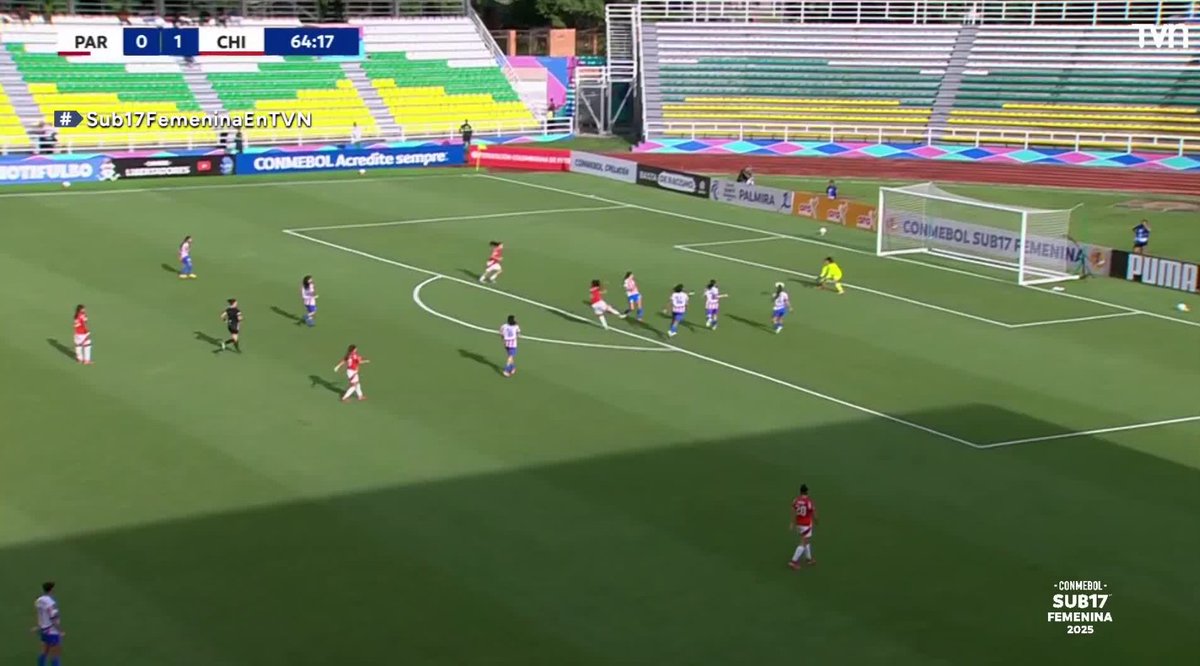 Sigue avisando Chile🇨🇱🇨🇱, Mardones prueba al arco, pero salió muy al medio.

📺Sigue el partido a través de tvnplay.cl
#sub17femeninaenTVN