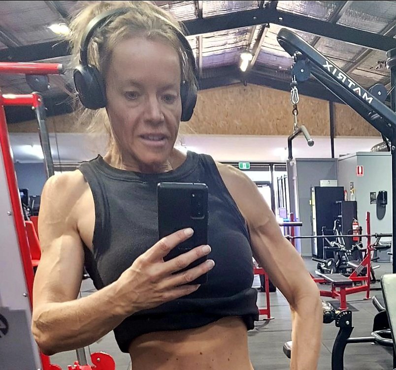 Kicking off the day with a solid gym session. Morning sweat before the office grind!