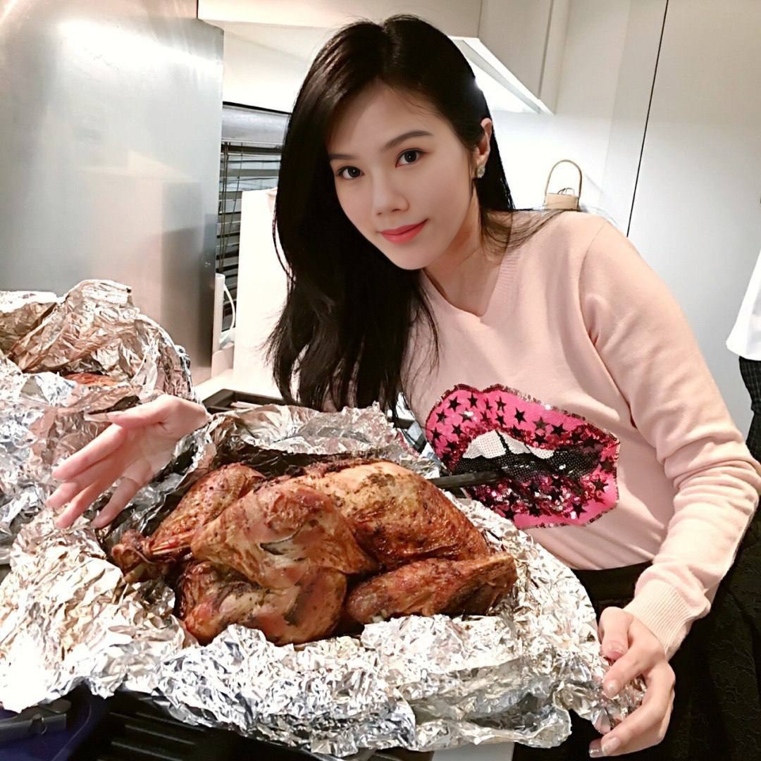 moemoe_244's tweet photo. https://t.co/ctlRomuTW8