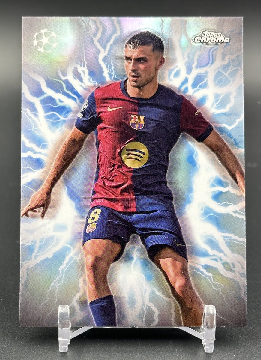Thank you again everyone who participated in my #TSSS — I will get invoices out today &amp; should be able to ship by the end of the weekend. 

I also bought a Jumbo of chrome if anybody wants to add on

My top hits: (plus a Vini /250 &amp; kyogo base auto)

Is the Pedri the rare one?