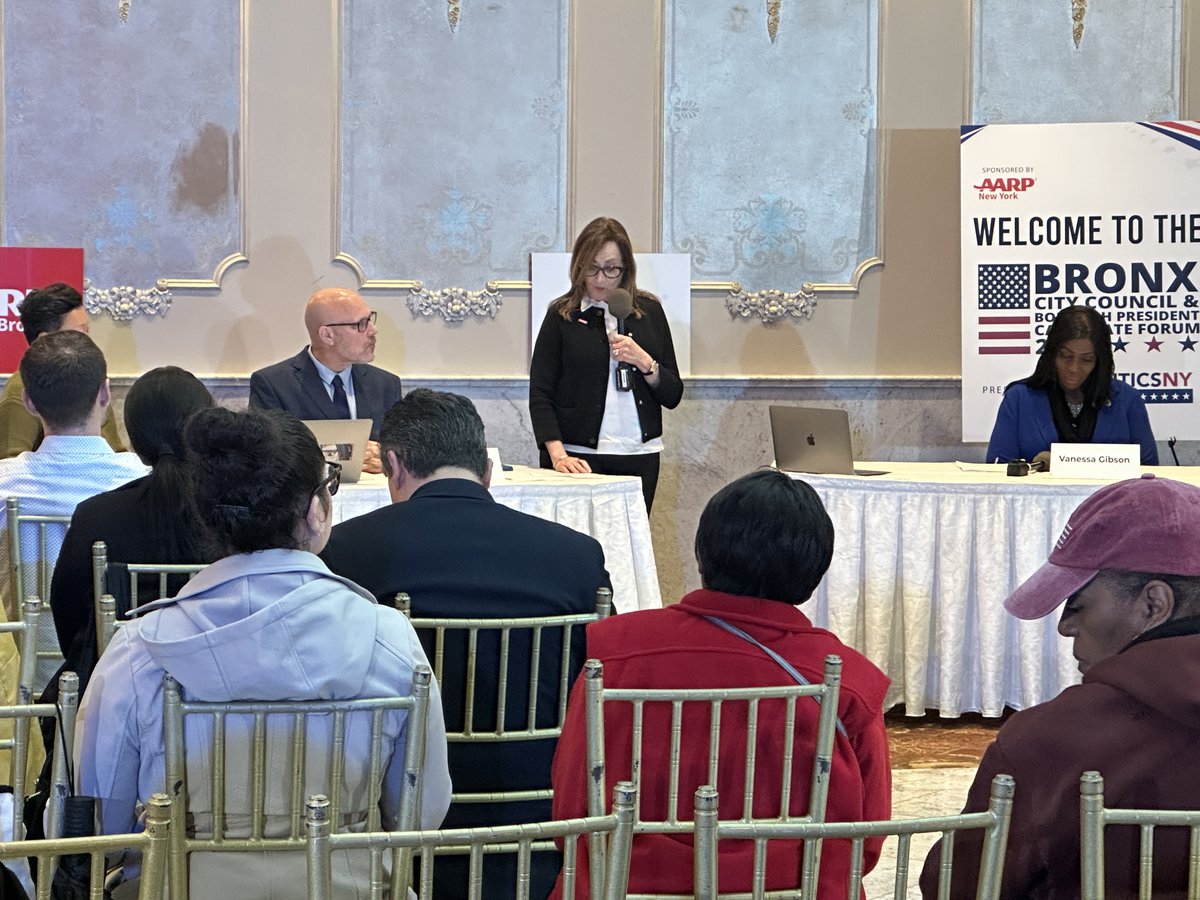 aarpny (@aarpny) on Twitter photo 🎤 Last night, we proudly sponsored a Bronx Borough President & District 13 forum w/ @SchnepsMedia, <a href="/PoliticsNY/">PoliticsNY.net</a> & @BronxTimes!
👵👴 79% of Bronx voters in the 2024 primary were 50+. Their voices matter — and last night, they were heard.
🏠🚍🛡️🤝 #NYCVotes #Bronx 🎤 Last night, we proudly sponsored a Bronx Borough President & District 13 forum w/ @SchnepsMedia, <a href="/PoliticsNY/">PoliticsNY.net</a> & @BronxTimes!
👵👴 79% of Bronx voters in the 2024 primary were 50+. Their voices matter — and last night, they were heard.
🏠🚍🛡️🤝 #NYCVotes #Bronx