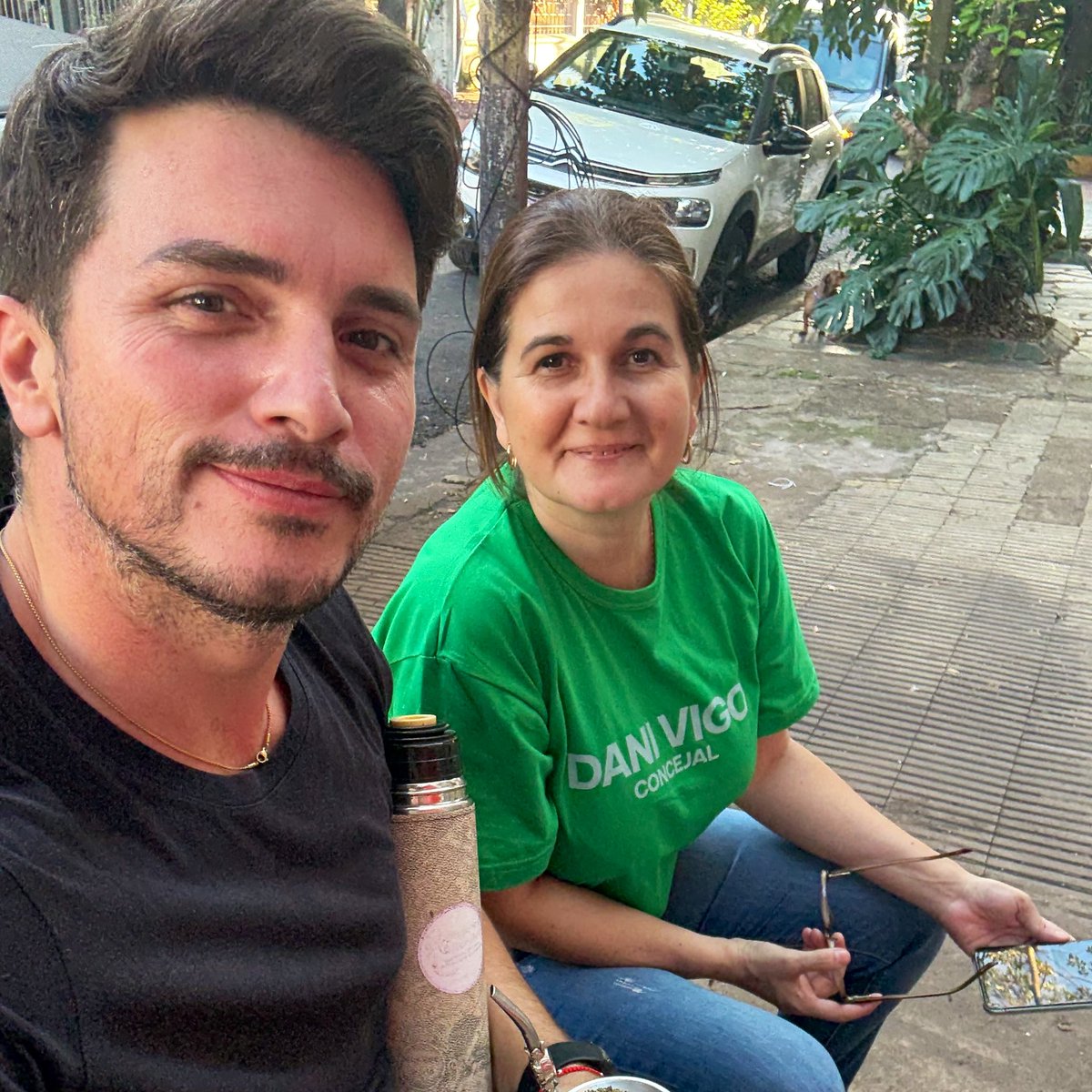 Hoy salimos al centro de Posadas con la lista 900 letra M del sublema Compromiso con Vos, encabezada por Daniel Vigo. De lunes a viernes, nos encontrás en La Placita con nuestro puesto informativo y padrón. ¡Sumate!

🩷💚

#CompromisoConVos #Lista900M #Posadas