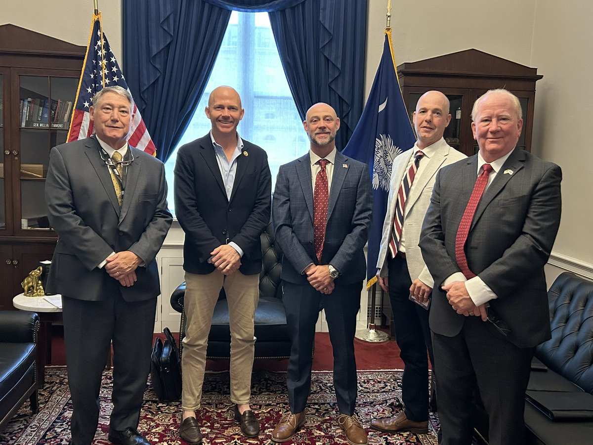 SC_CPMA's tweet photo. SCCPMA members had a successful and fun day visiting the SC delegates in Washington, DC today. https://t.co/oeQnaLnokl