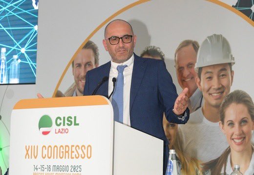Cisl_Lazio's tweet photo. Prosegue nel pomeriggio il XIV Congresso Cisl Lazio con Andrea Cuccello, la presentazione del Bilancio Sociale con Aldo Carera e la tavola rotonda sul "Presente e Futuro del Sistema Sanitario e Sociale del Lazio". 
#SanitàLazio #BilancioSociale https://t.co/qNR1xajsT0
