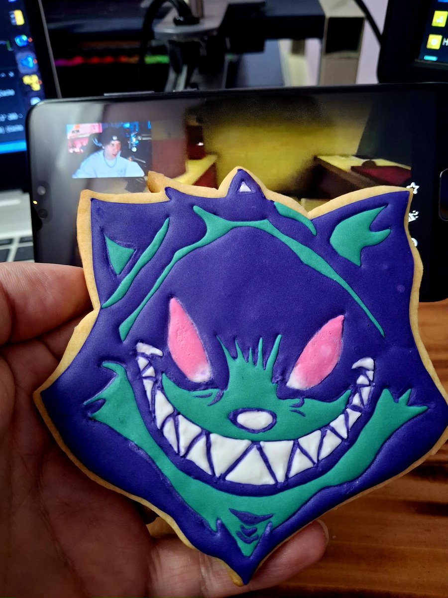 Yunque78's tweet photo. La nueva MadCookie! Mi waifu @angeloid67 es toda una artista, quedó deliciosa! Se viene colab @Rubiu5 😂 Y si, viendo el stream en mi xiaomi a 360p #deo #elrubius #madkat https://t.co/cMPUhKJ4kg