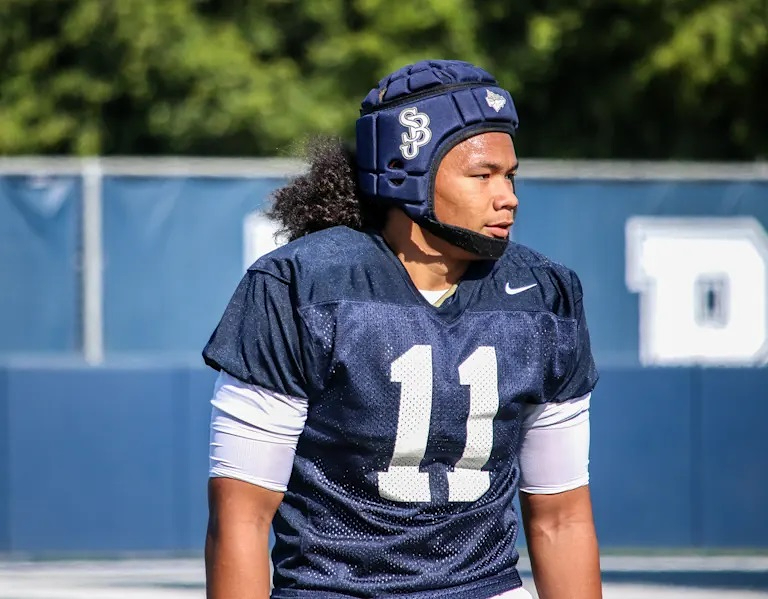 Dave Keefer (@davekeefer) on Twitter photo 2026 LB Matthew Muasau (St. John Bosco) commits to UCLA:
Click here: bit.ly/4mk6VlV
The Bruins remained invested in Muasau as he worked his way back from a meniscus surgery and it paid off.
<a href="/MuasauMatthew/">Matthew Muasau</a> <a href="/boscofootball/">Bosco Football</a> <a href="/coachstevenlo/">Coach Lo</a> <a href="/CoachRobinsonTr/">Coach Travis Robinson</a> <a href="/Coachcjkinger/">Chris King</a> 2026 LB Matthew Muasau (St. John Bosco) commits to UCLA:
Click here: bit.ly/4mk6VlV
The Bruins remained invested in Muasau as he worked his way back from a meniscus surgery and it paid off.
<a href="/MuasauMatthew/">Matthew Muasau</a> <a href="/boscofootball/">Bosco Football</a> <a href="/coachstevenlo/">Coach Lo</a> <a href="/CoachRobinsonTr/">Coach Travis Robinson</a> <a href="/Coachcjkinger/">Chris King</a>