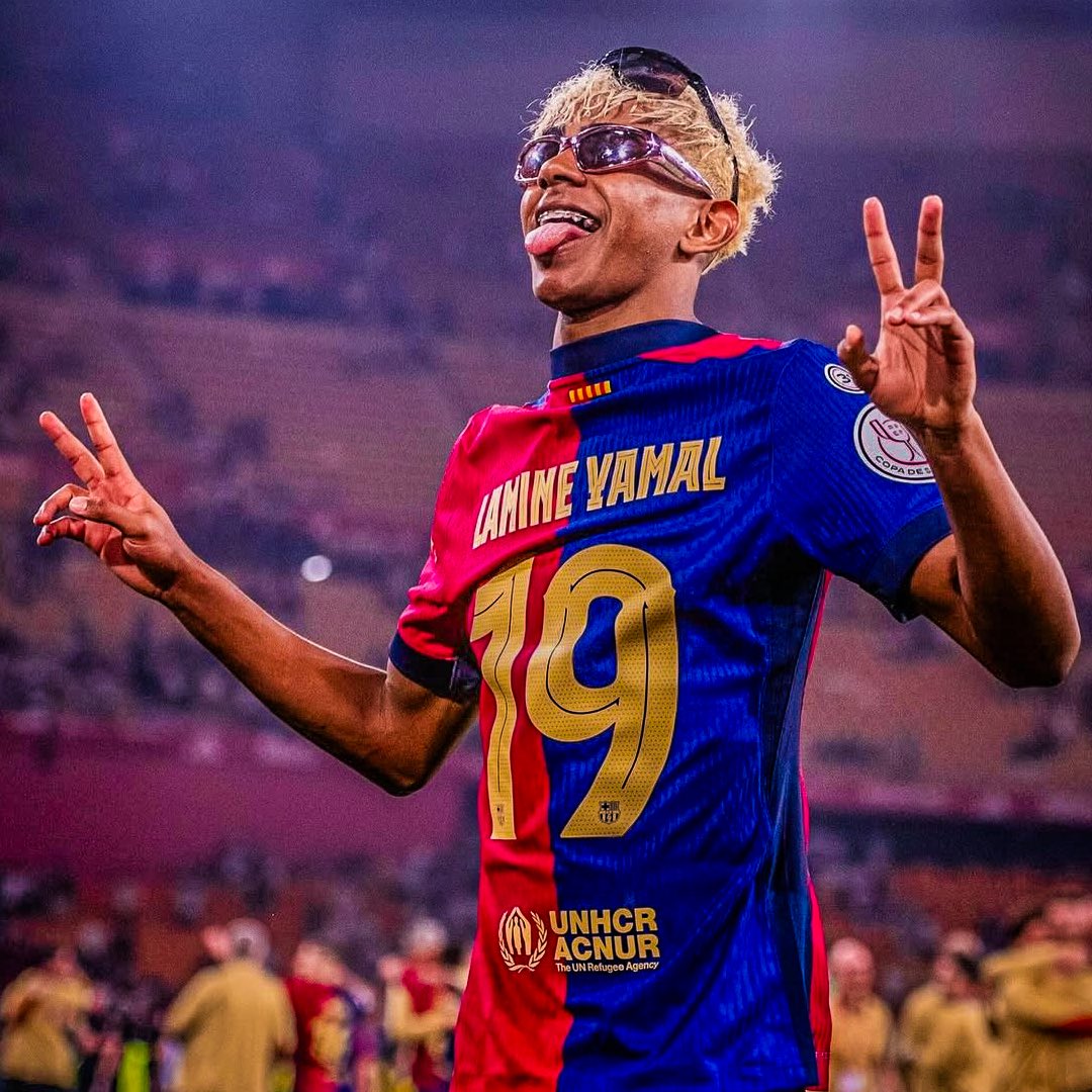 eurofootcom's tweet photo. Lamine Yamal's 2024/25 season… 

🏆 La Liga
🏆 Copa del Rey
🏆 Spanish Super Cup
🏆 EURO 2024
📊 41 goal contributions 
🥇 Most big chances created for Barça
🥇 Most successful dribbles per 90 for Barça
🥇 Highest xA for Barça (11.4) https://t.co/4RPZZ7MYc1