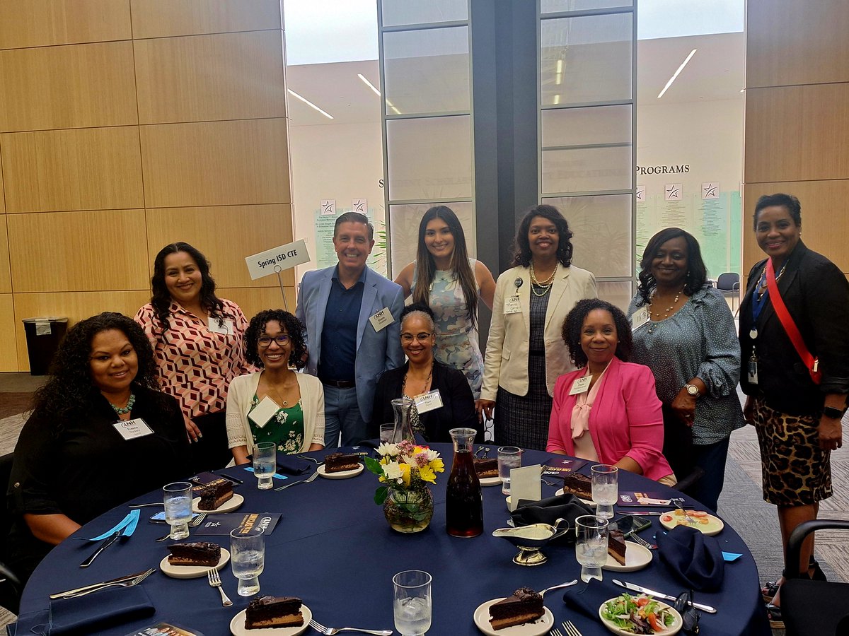 sredmonj's tweet image. Twenty years ago, I was a proud graduate of the 10th Leadership North Houston class. Today, we celebrated the 30th class! Leadership is never about you, it is about how you inspire and positively impact the people and situations around you. Congratulations LNH XXX!