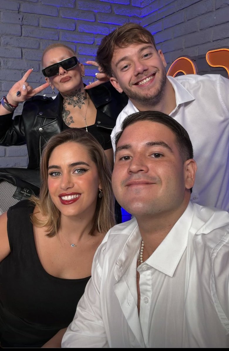 Hay equipo 🤜🏻🤛🏻✨ #fueradejoda