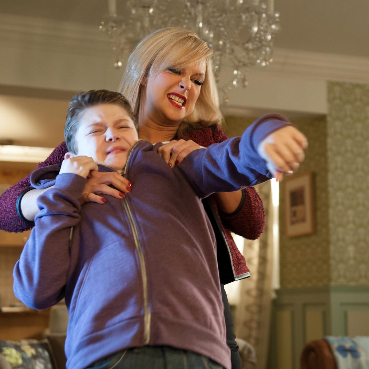 Remind me why Clare Devine had beef with a 10 year old #Hollyoaks