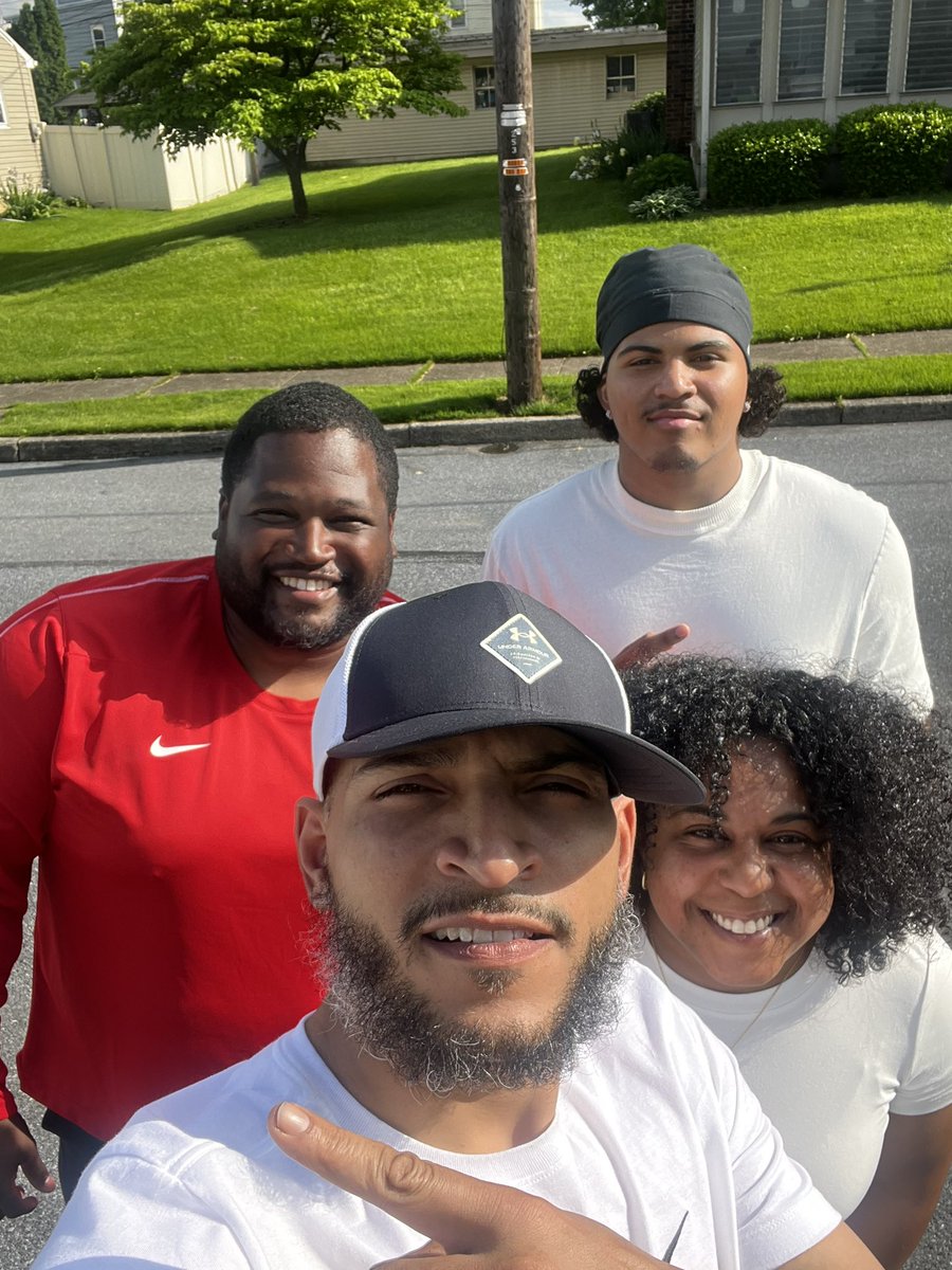 Angel Luciano 3 ⭐️LB/ATH (@angellucianoiii) on Twitter photo Always blessed for <a href="/CortBraswell/">Coach Cort Braswell</a> stopping by! <a href="/GoBearcatsFB/">Cincinnati Football</a> <a href="/CoachJBrandon/">Coach Jake Brandon</a> <a href="/TysonVeidt/">Tyson Veidt</a> Always blessed for <a href="/CortBraswell/">Coach Cort Braswell</a> stopping by! <a href="/GoBearcatsFB/">Cincinnati Football</a> <a href="/CoachJBrandon/">Coach Jake Brandon</a> <a href="/TysonVeidt/">Tyson Veidt</a>