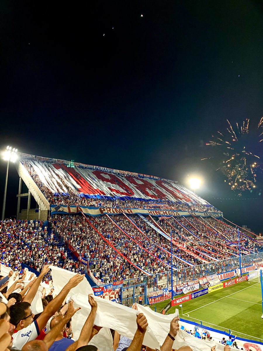 Esta banda va a estar siempre a tu lado 🔵⚪️🔴