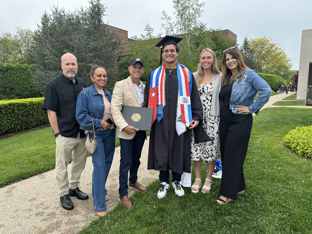 Chris Merritt (@cmerrittmt) on Twitter photo You’ve come a long way since Westchester buddy! Congratulations on the MBA <a href="/MaximusVillar/">Maximus Villar</a> ! #ExpectToWin You’ve come a long way since Westchester buddy! Congratulations on the MBA <a href="/MaximusVillar/">Maximus Villar</a> ! #ExpectToWin