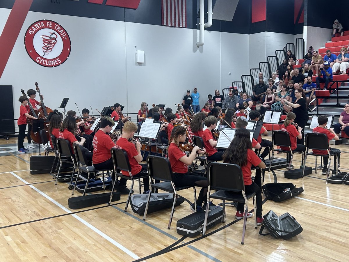 Great Orchestra Concert!  Guest Conductor Faith Lewis!