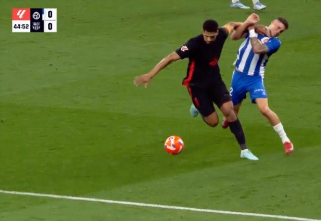 pericoquevola's tweet image. 😴 Bona nit, amb el cap ben alt.

#RCDE